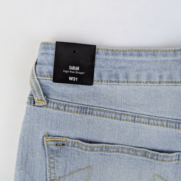 True Religion Sarah High Rise Straight Leg Jean Light Endless Blue Wash 31 NWT - Picture 5 of 16